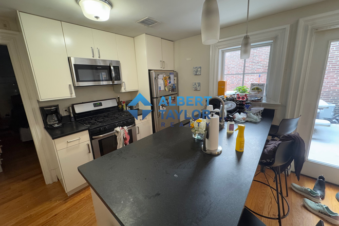 Kitchen - High-Quality 2 Bedroom on Mass Ave!! Apartments