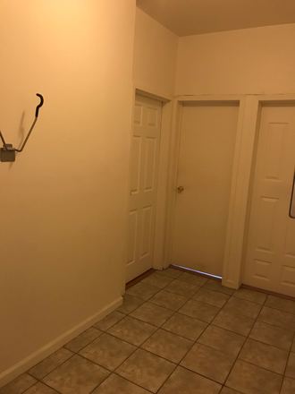 Front bedrooms - Apartment close to campus