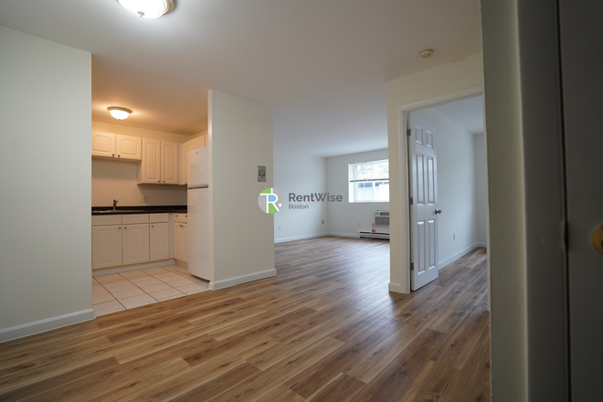 1 - July/Sept 2026-Amazing Brighton 2 bed, Easy MBTA, No Broker Fee Apartments