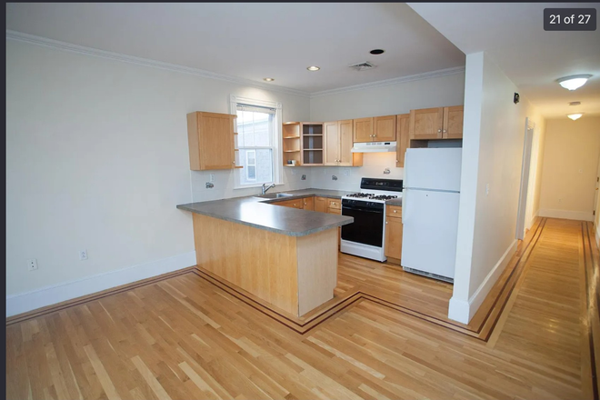 Kitchen - Magnolia Ave/2 Bedroom 2/Bath Apartments