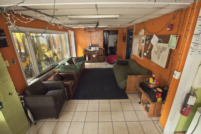 kitchen - New Community Cooperative Housing House