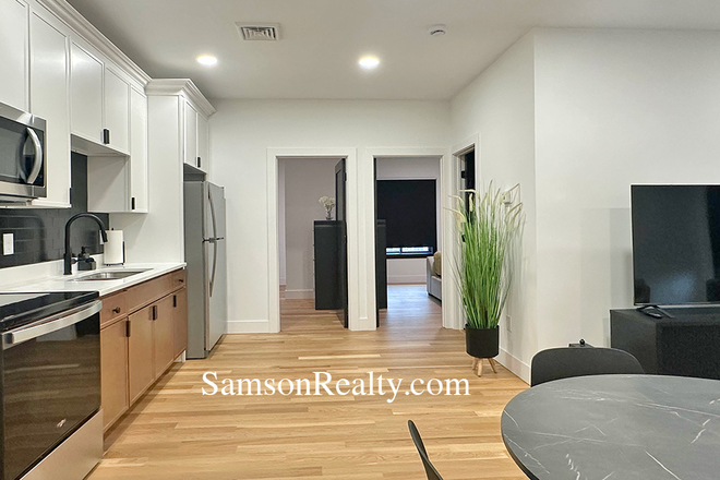 interior - Boston & Providence Easy Commute Between, Near New Train Station Central Falls Condo