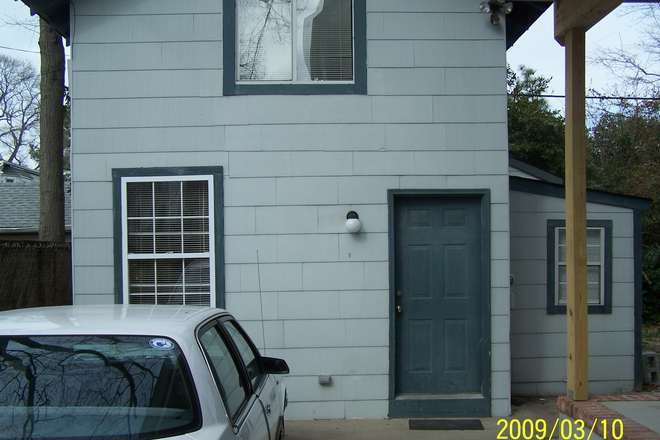 Front - Detached Single Bedroom House