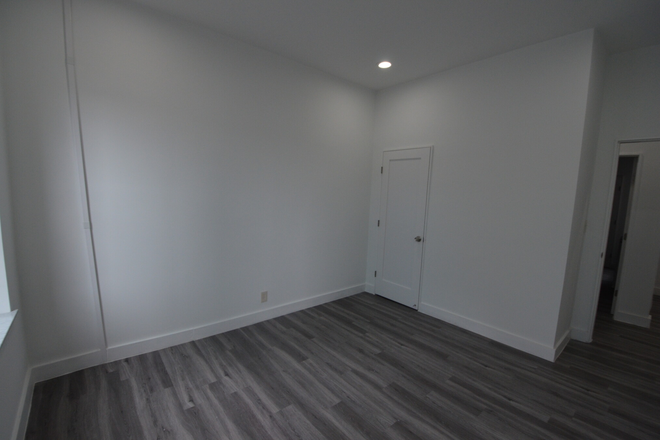 Bedroom - 3 Bedroom on Peterborough St- Available 9/1/2026