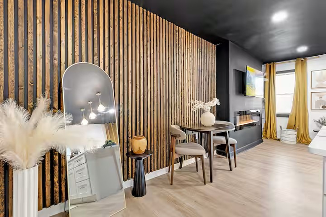 Eat In Kitchen area - Zoe's Hideout (Fully Furnished w/ washer & dryer in unit and driveway parking) Duplex