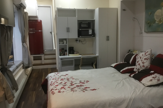 Fridge, microwave, oven, coffee make, electric kettle - Furnished studio apt-Old Trenton Rd-Princeton Junction