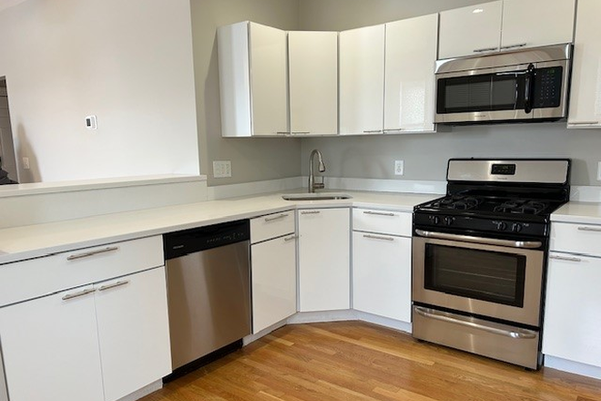 kitchen - all renovated charming, small building, MIT, redline, Charles river