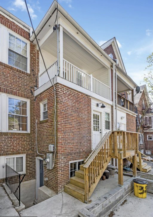 Exterior entrance - Furnished 1 bedroom/1 bath apartment available now. Flexible lease.