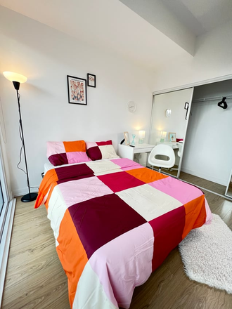Bedroom - Fully Furnished Private Rooms | Near Toronto Metropolitan University & Yonge-College