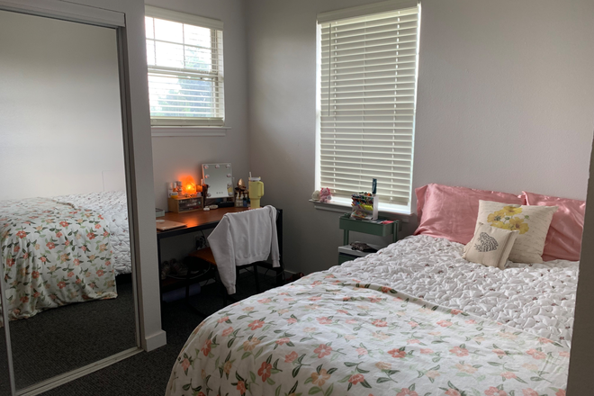 Bedroom - The Pointe