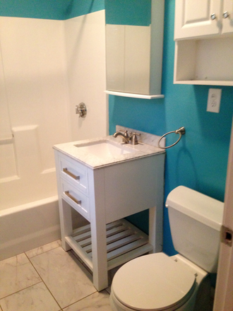 Bath - 2BR Inman Square Walkable Triplex