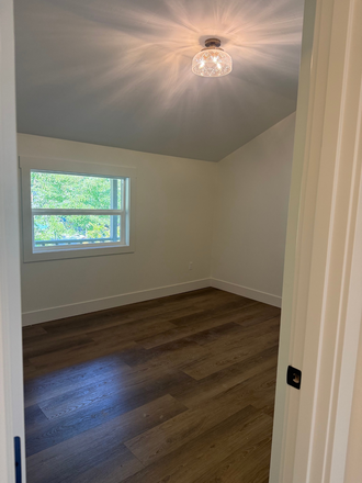 Available bedroom #1 - Two Separate Bedrooms for rent in all-girl house