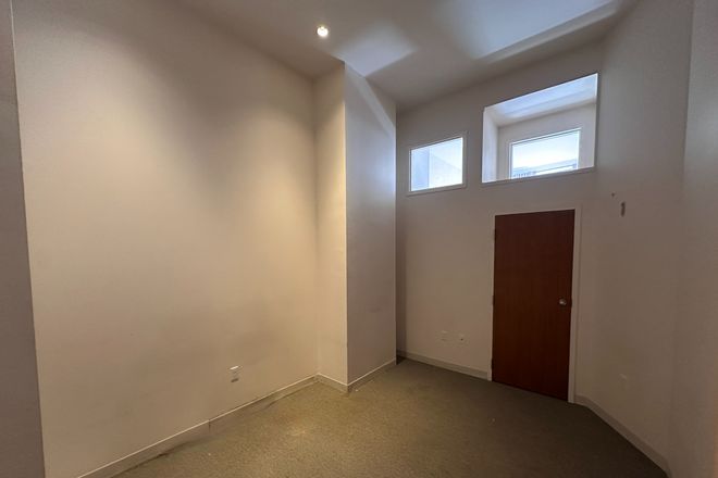 Call NOW for showings! 617-236-8600 - WASHINGTON ST - *NO FEE* SPLIT 1BR FOR 2 PPL *AVAIL NOW* W/ LNDRY IN BLDNG, A/C, DW IN DOWNTOWN XING Apartments