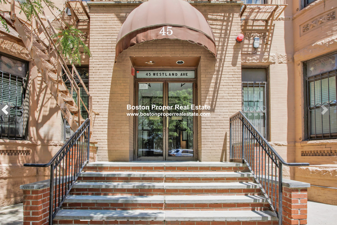 a - TOP FLOOR, NO FEE Apartments