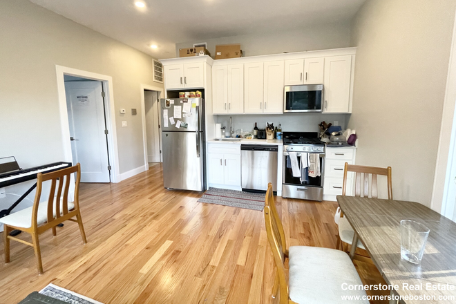 kitchen - New Construction, 4 Bed 3 Full baths, Central AC, Laundry in unit Apartments