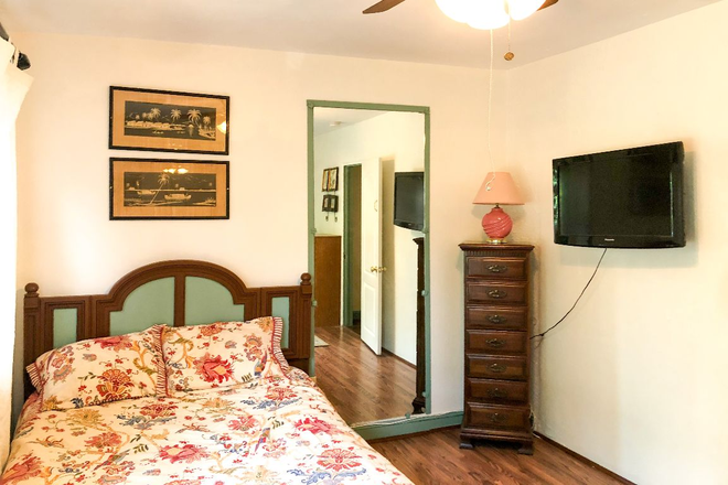 Longfellow Room Mirror and Bed - Fully Furnished Bedroom