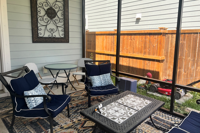 Screen porch - Quiet Johns Island Retreat - Private room/bath House