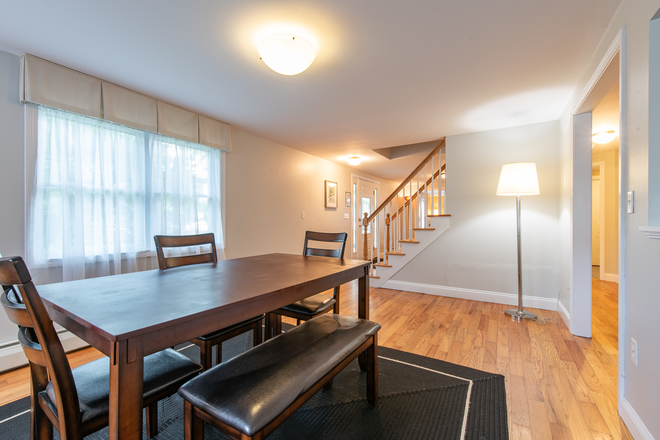 Dining Room - Available for a group of 4! 4 Bedroom in Bonnet Shores! House