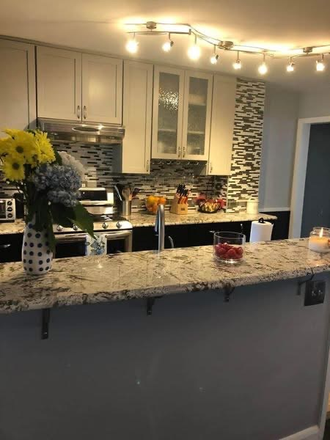 Kitchen - Room in Townhouse 12 Minutes from TU