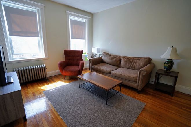 2 - AVAIL NOW-Awesome Brighton 2 bed with H/HW inc. NO BROKER FEE! Apartments