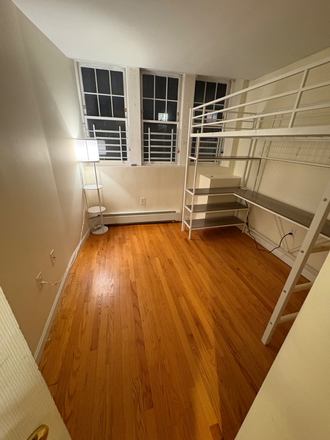 Bedroom for occupant and applicant - Beacon hill Apartments, in the heart of Boston