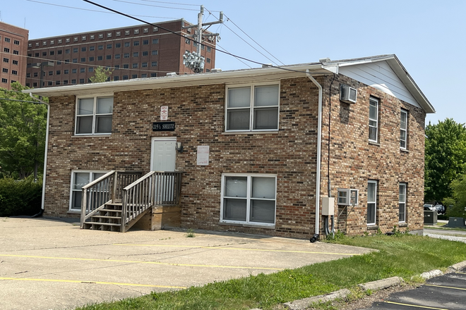 Exterior - 215.5 Sheetz Street