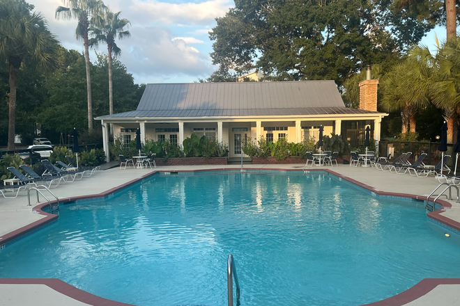 Swimming pool among many other amenities - Hidden Gem: 2BR Apt at the Retreat in Riverland Woods Place