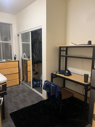  - Vista Del Campo Norte - 3bd 2bth, private bedroom, shared bath, short term sublease