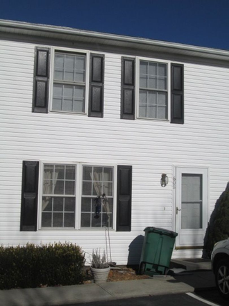  - 3 Bedroom, 1.5 Bath Townhouse