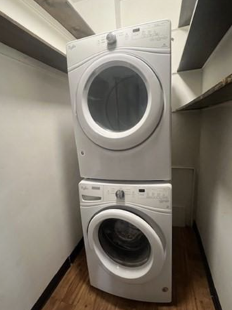 Laundry - Apartment, Next to Train Station and Shuttles