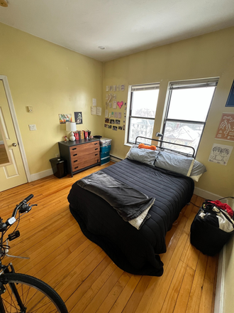 Bedroom 1 - 2-Person Sublet for 2 Centre Street Terrace Apt. 9, Move-in May - August 2026