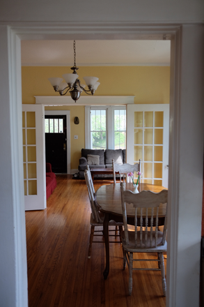 Kitchen View - House 3 Miles from LU- 318 Sussex (Prof. Love)