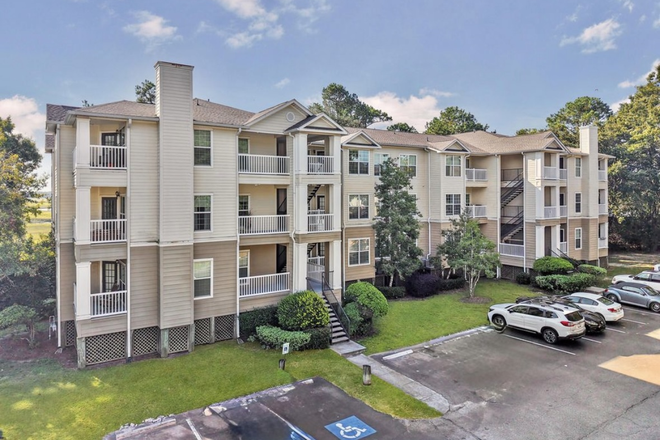 Parking - The Peninsula - James Island Condo