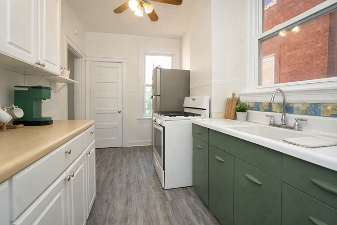 Unit 1 kitchen - Walk to UC Campus | 2–4 Students | Aug 2026–July 2027 | Gives Back! Duplex