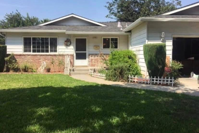Front of home - Master Bedroom and two single rooms Available for UC Students
