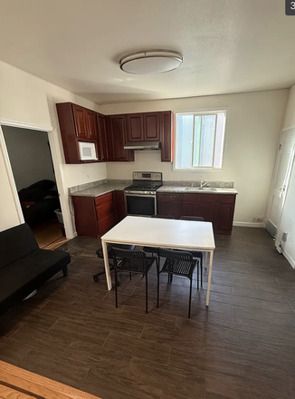Common space - 1 room in 4bed, 1.5 bath