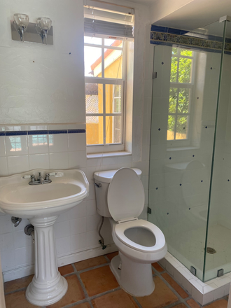 Bathroom - Beautifully Furnished Nature lovers Heaven! House