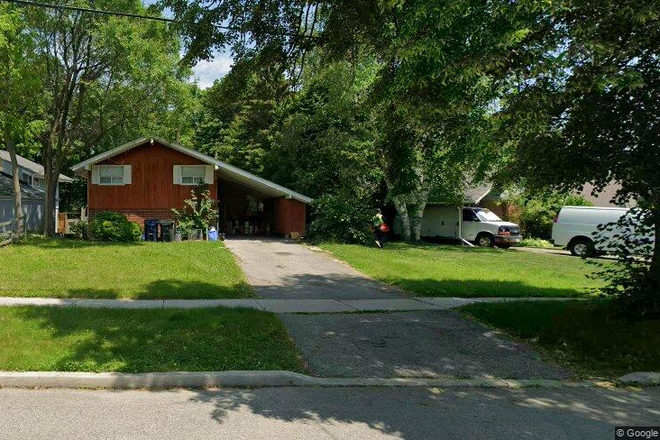 Large house with plenty of parking - 4-Bedroom Student House for Rent – Ideal for 4 Students