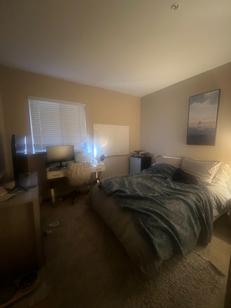 bedroom - Villa Siena, 5-7 min from campus Apartments