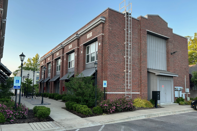 Condo building - Kennedy Condominiums