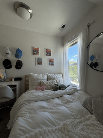 bedroom - (Aspen House) Apartment Unit on the hill!