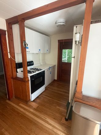 kitchen - 2br - Sunny, spacious 2 bedroom/1 bath apt. in Somerville - no fee (Spring Hill)