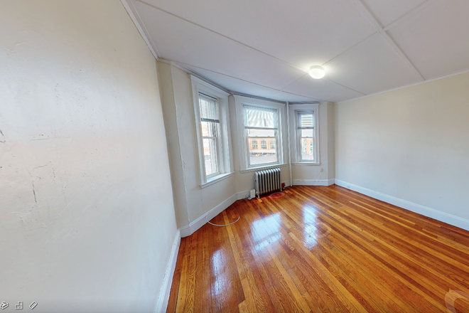 Living Space - Fenway Studio Boylston St Apartments