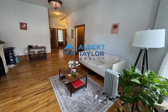 Living Room - 2 Bed W/ Heat & Hot Water Included - July Move-In!!
