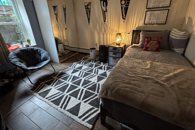 Bedroom Image 1 - Up to 2 Individual Bedrooms Available for Sublet on Manet Road Duplex