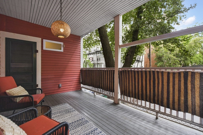back porch - Master bedroom in a beautiful 4bed/2bath condo