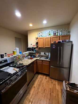 Kitchen - Seeking roommates for 2 Bedrooms& 1 Bath for our 12-month lease starting July 1st- 3 mins to UIC Lib Apartments