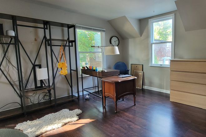 Unit 1 Bedroom 1 - Little Italy Units near Case, University Hospital, Cleveland Clinic, and VA Hospitals Duplex