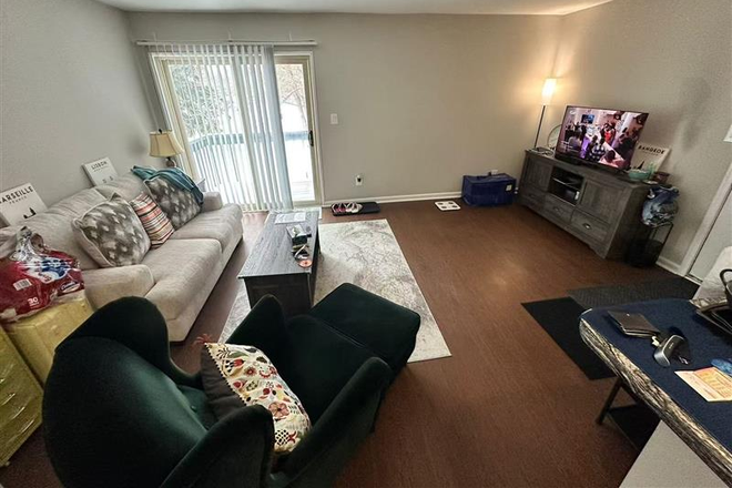 Living room - Short term:Furnished room in shared apt for female only-The Crossings-Plainsboro