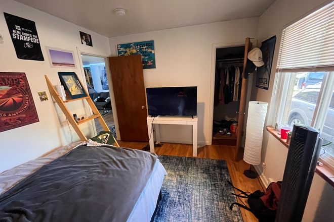 Bedroom - Room Available for Spring/Summer 2025 Sublease House